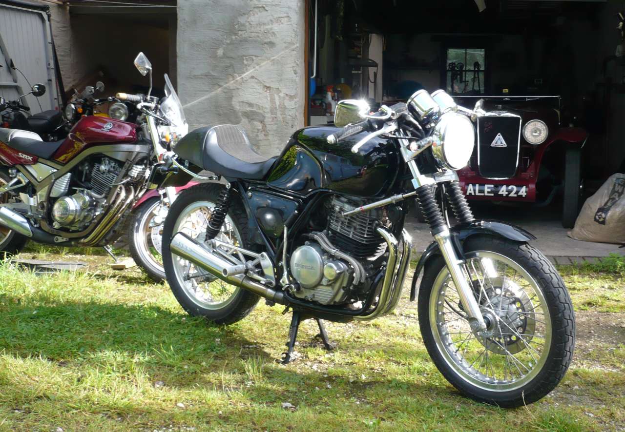 Yamaha SRX 400
